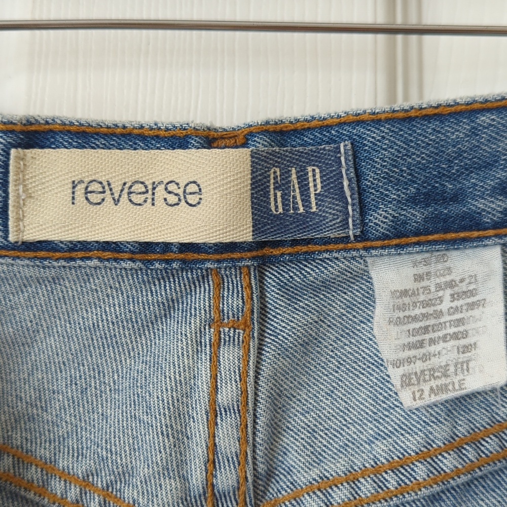Gap Y2K Vintage Medium Wash High Waisted Reverse Fit Ankle Length Mom Jeans 12 - Picture 8 of 13